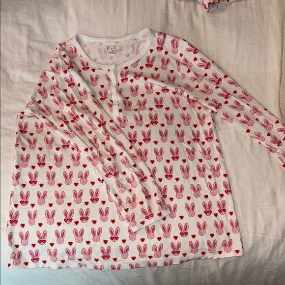 Roller Rabbit Lovestruck Bunny Long-sleeve Pajamas SIZE SMALL - Picture 3 of 6